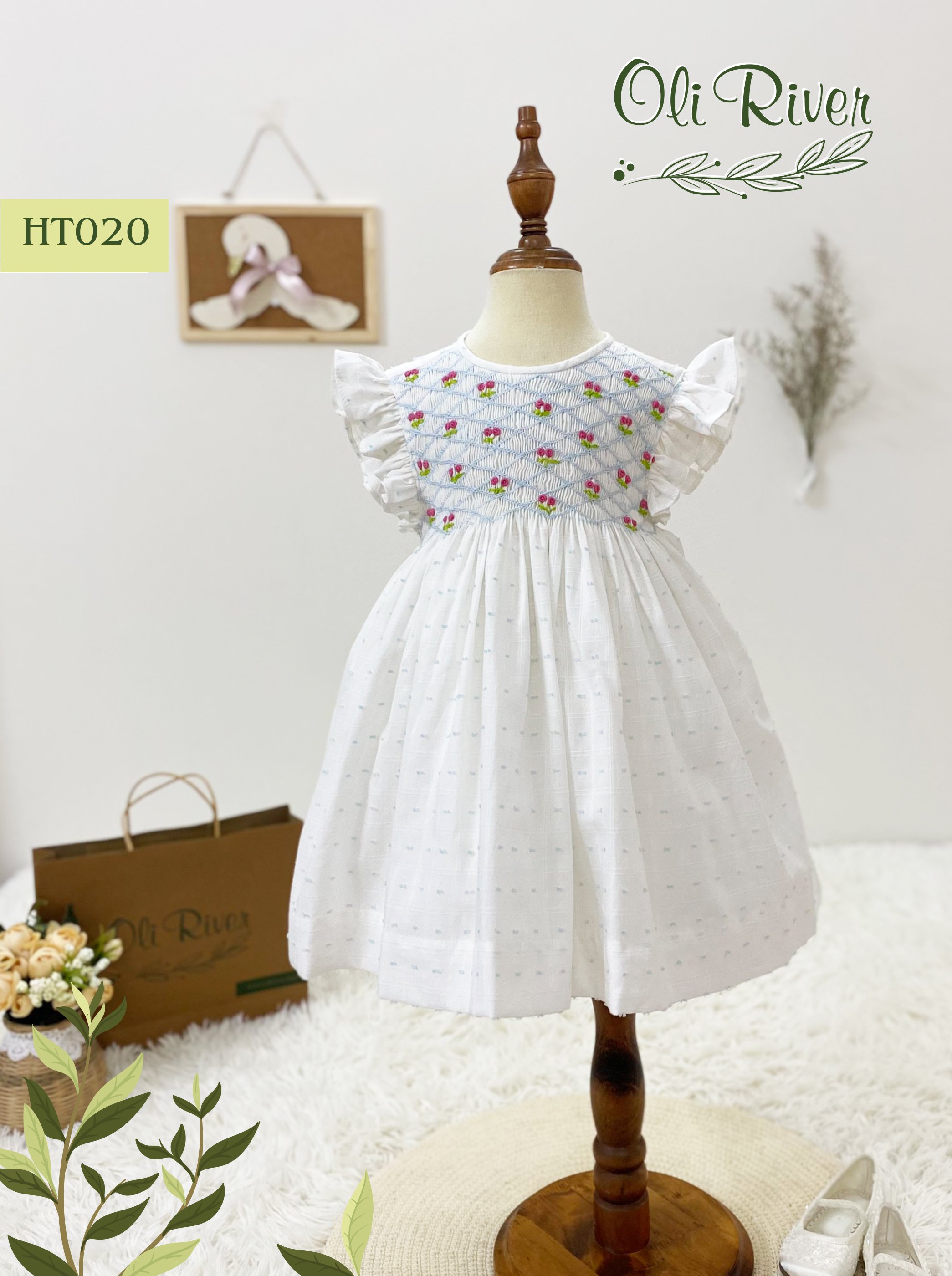 Váy smock thêu tay cổ tròn xanh ngọc S15  EMS Vintage